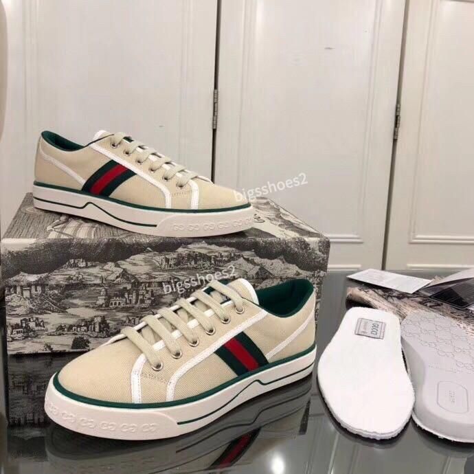 casual runners womens