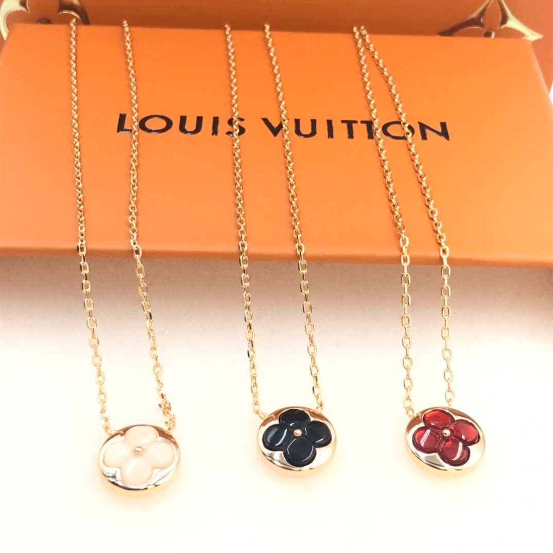 collar louis vuitton hombre