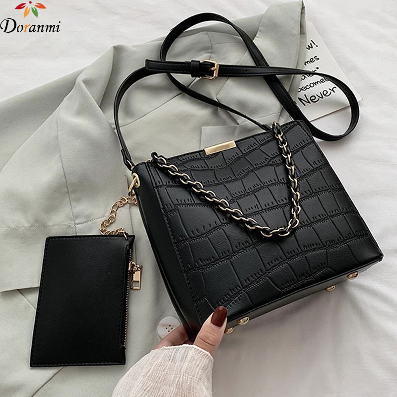 women's bag with chain strap