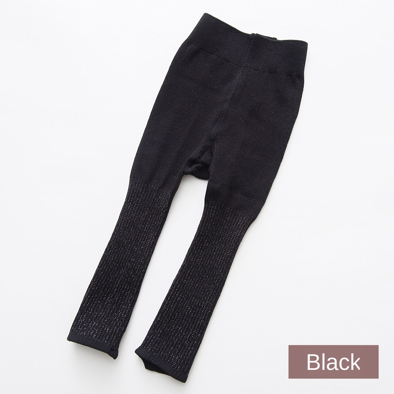 tight ankle trousers