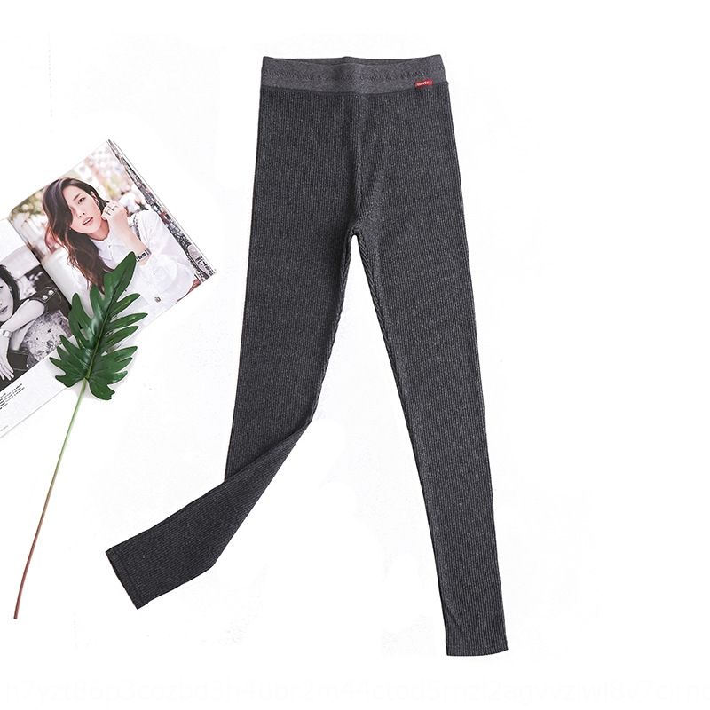 tight ankle trousers