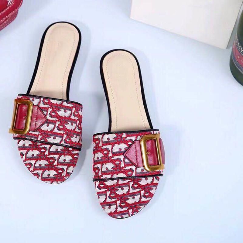 Compra 2020 Nuevo Diseño Originales Dior Sandalias Y Zapatillas De Moda De  Verano Las Mujeres De Cuero D Zapatillas Resistentes Al Desgaste Nuevo  Viaje Sandalias Planas Y Salvajes S Barato | Entrega