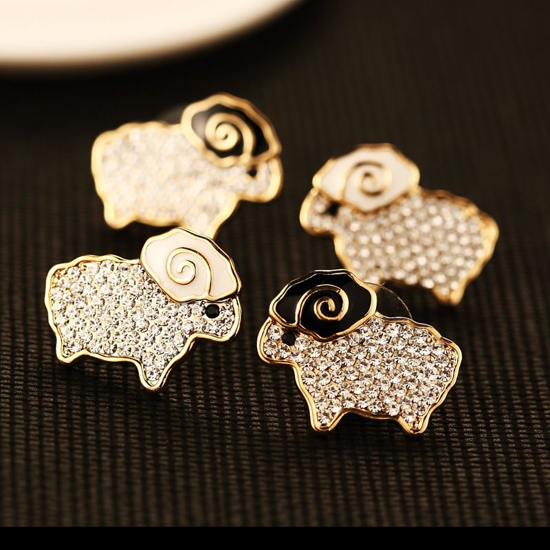 Wholesale Stylish And Cheap Earrings Type Korean Fashion Luxury Full