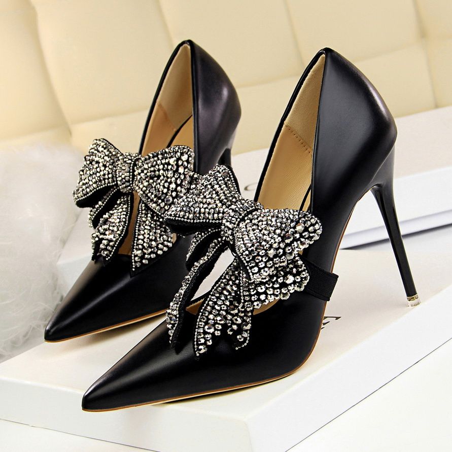 black and yellow women's dress shoes