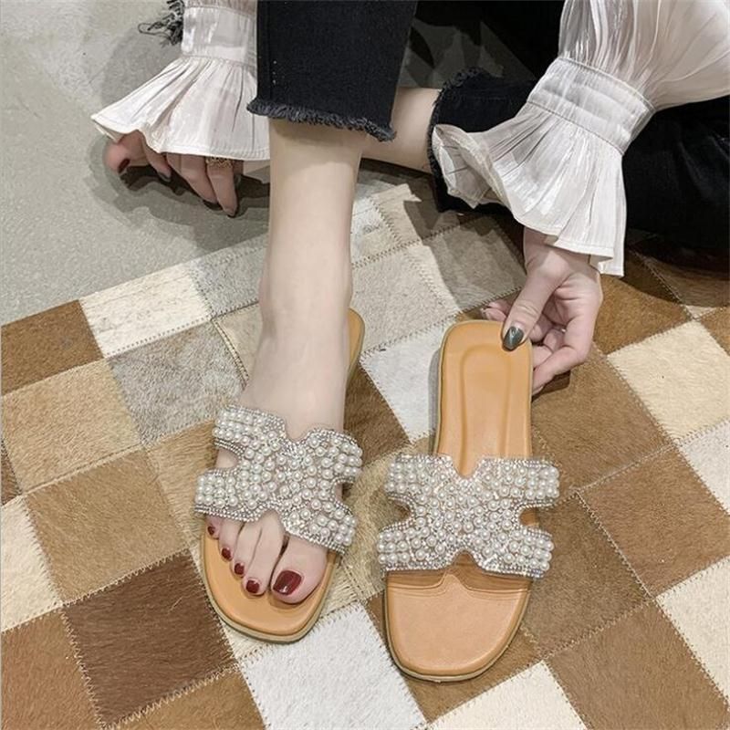 badgley mischka pearl slides