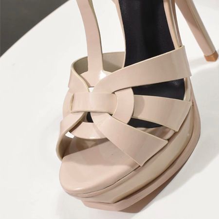 Cuir verni-Beige