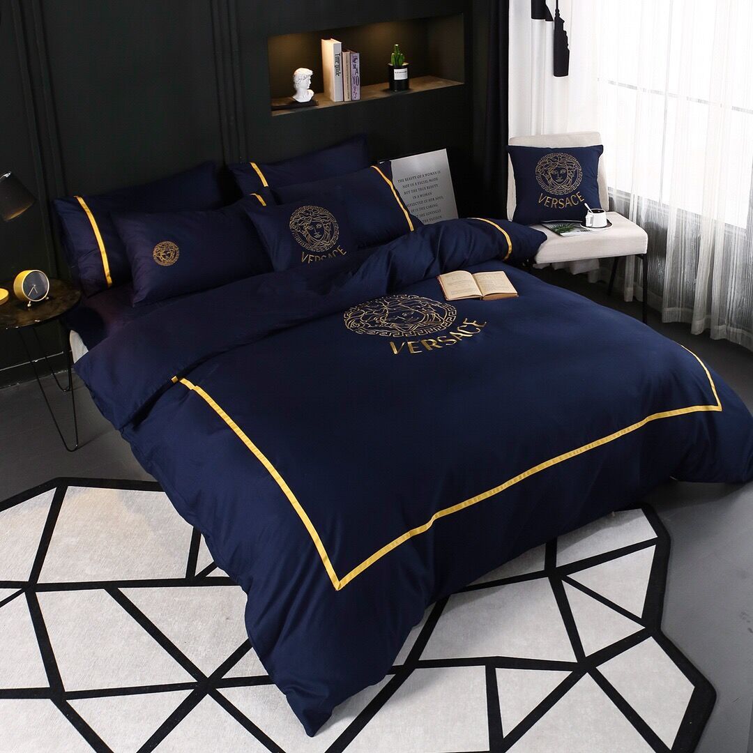 2020 V Designer Bed Comforters Sets King Size Dark Navy Designer Pillow Cases Bed Sheets Gold Letter Popular Fashion Designer Bedding Sets Southwestern Bedding Double Duvet Cover From Designer Home 141 83 Dhgate Com