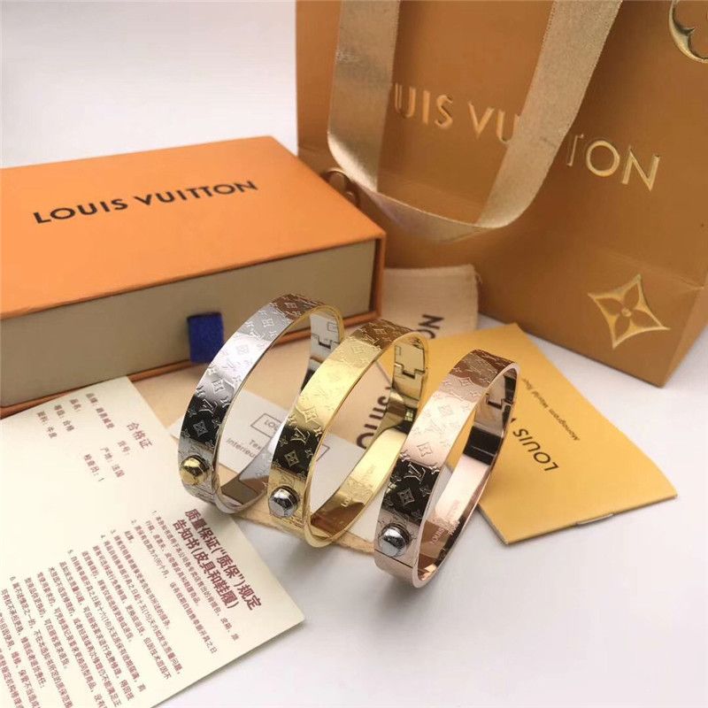 Estilo Europeo De Lujo De Moda LV Pulseras De Plata De Oro Para Mujer Y  Para Hombre Marca Tallada Pulsera Mujer Joyería Brazalete Caja 14 De 14,62  €