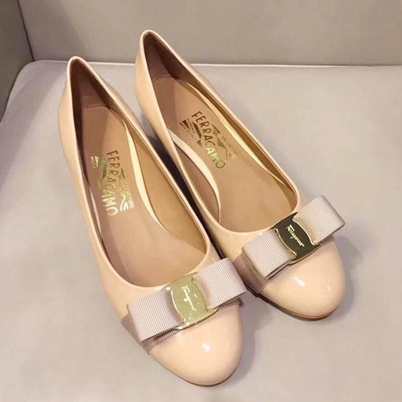 womens mid heel