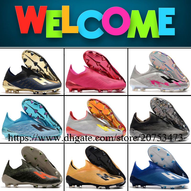 laceless soccer cleats