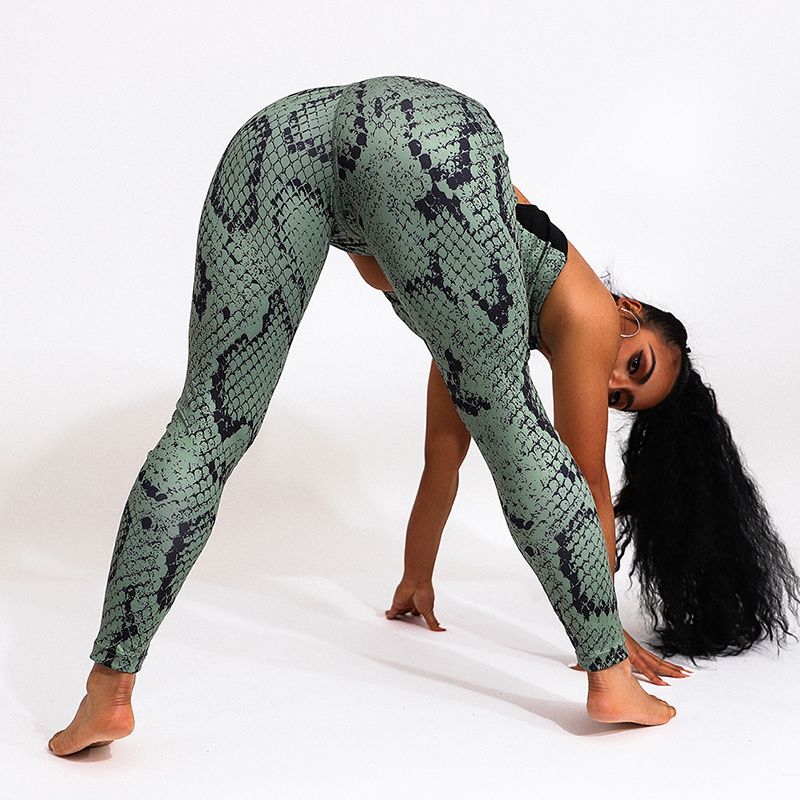 2020 IWUPARTY Snake Print Yoga Set Women Crisscross Back