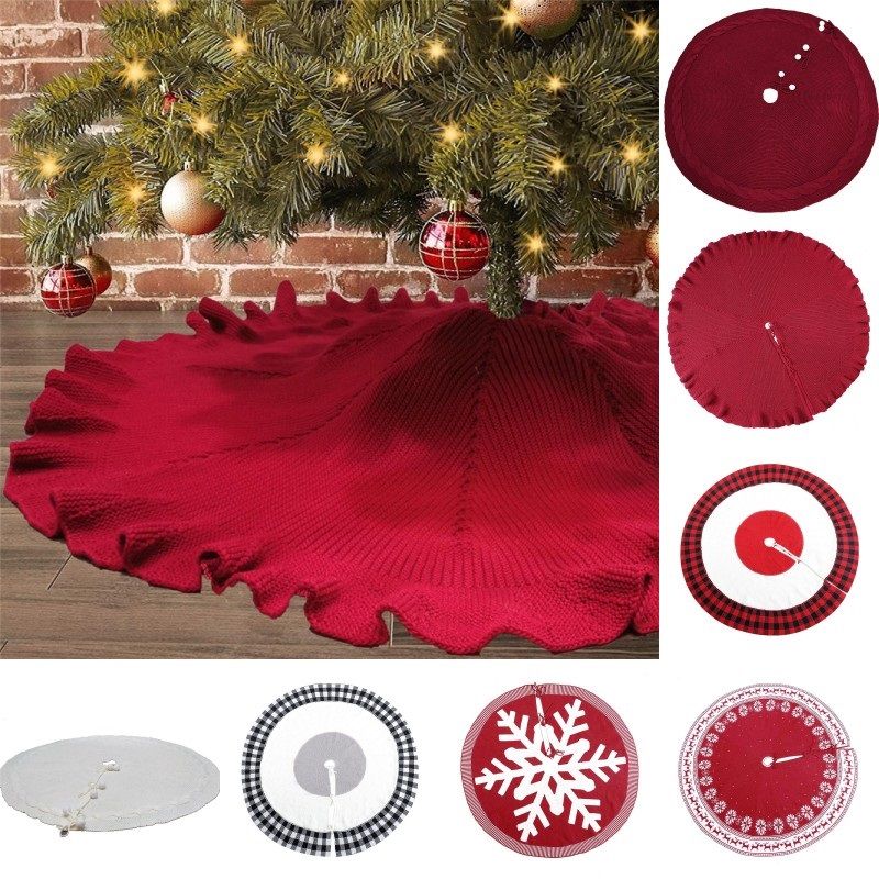 Burgundy Christmas Tree Skirt / Christmas Decorating Ideas In Copper Burgundy Sanctuary Home Decor : This product has been described as you can read real customer reviews for this or any other christmas tree skirts and even ask questions and get answers from us or straight from the brand.