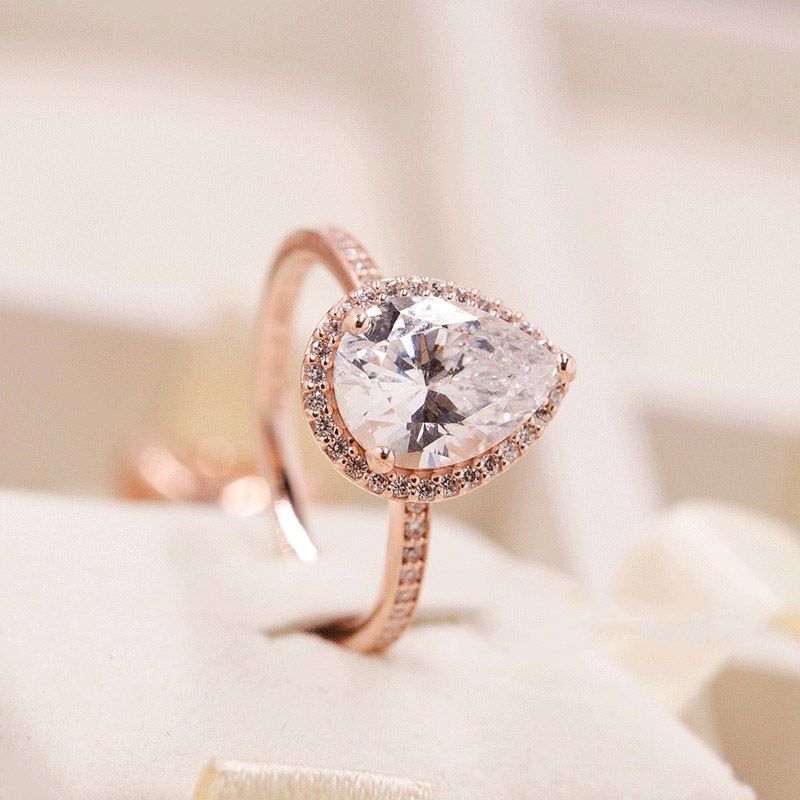 Sparkling Teardrop Halo Rings 