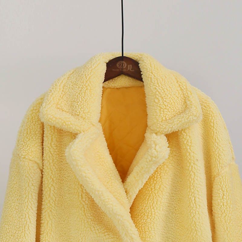 Manteau en peluche jaune