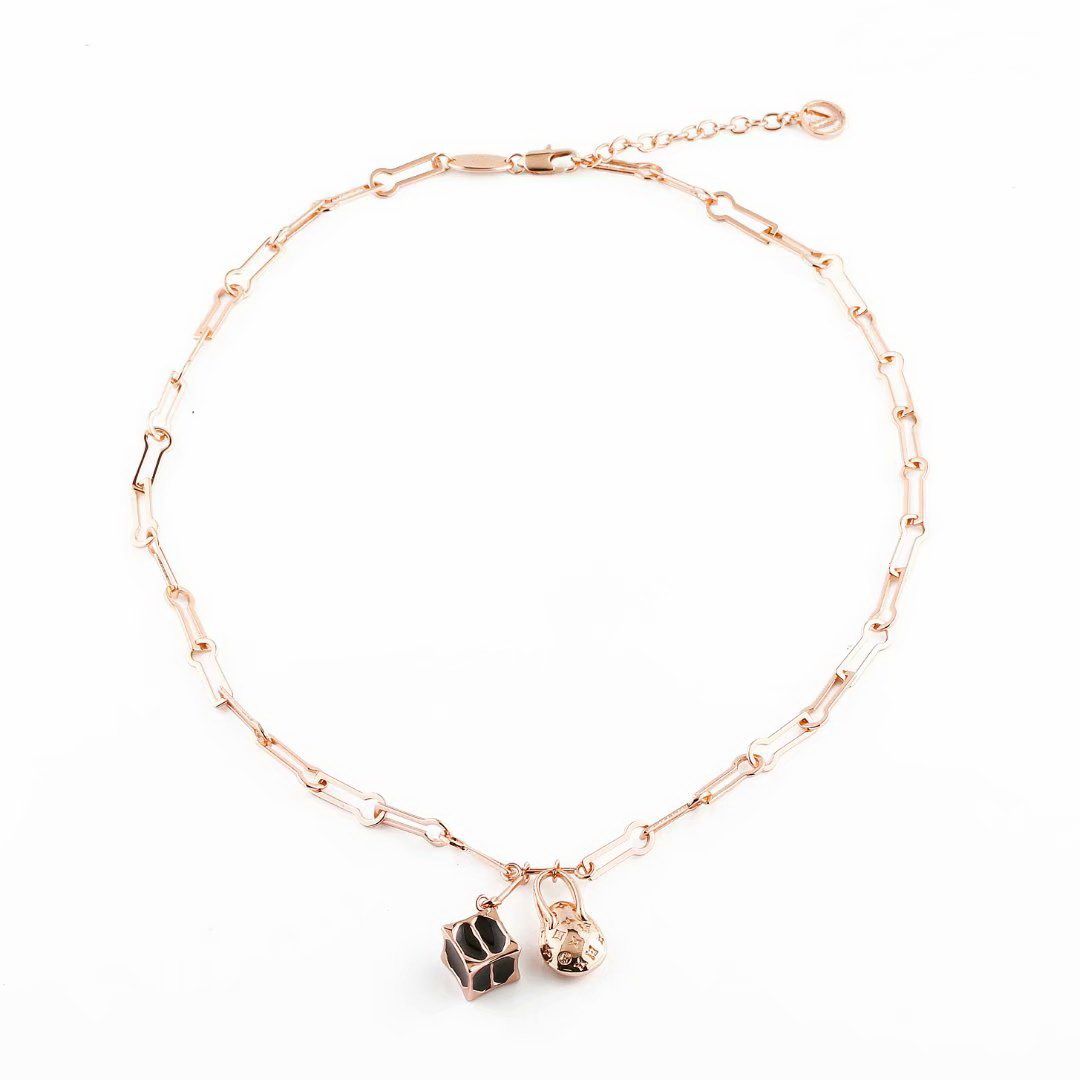Necklace/Rose gold