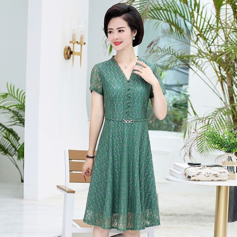 evening dress for 40 year olds