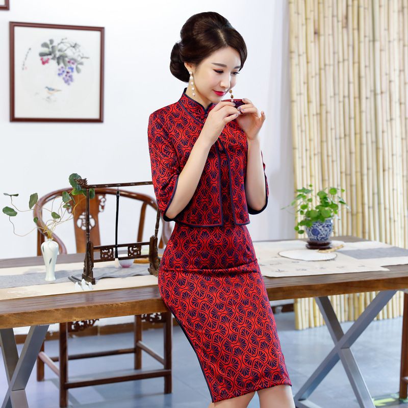 Compra Estilo Corto Del Qipao Mordern Partido De Los Vestidos Chinos Patrón  De Flores Elegante Del Desgaste De La Vendimia Vestido De Otoño Invierno De  Las Mujeres Ocasionales Ropa Barato | Entrega