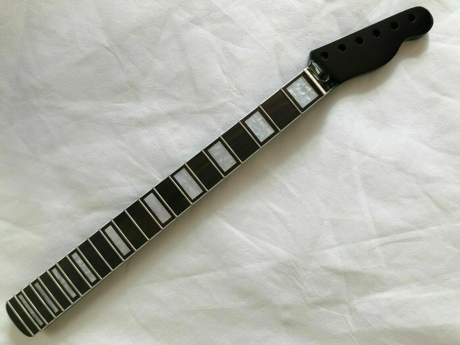 2020 New Electric Guitar Neck 22 Fret 25.5inch Maple+ Rosewood