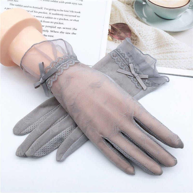 short silk gloves
