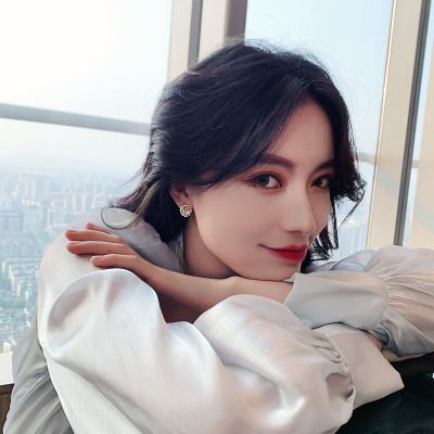 

2020 моды новой звезды луна яркой личность темперамент серьга корейского элегантный высокий quality16, Golden;silver