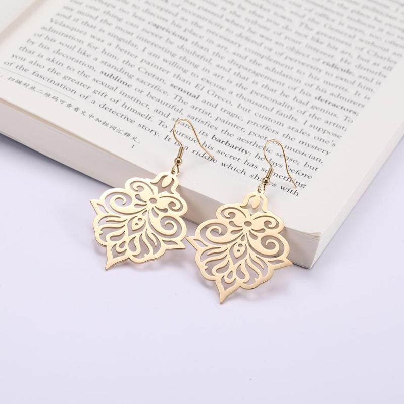 Pendientes De Acero Inoxidable Skyrim Pendientes De Flores S Pendientes De Acero Inoxidable Skyrim Pendientes De Flores S