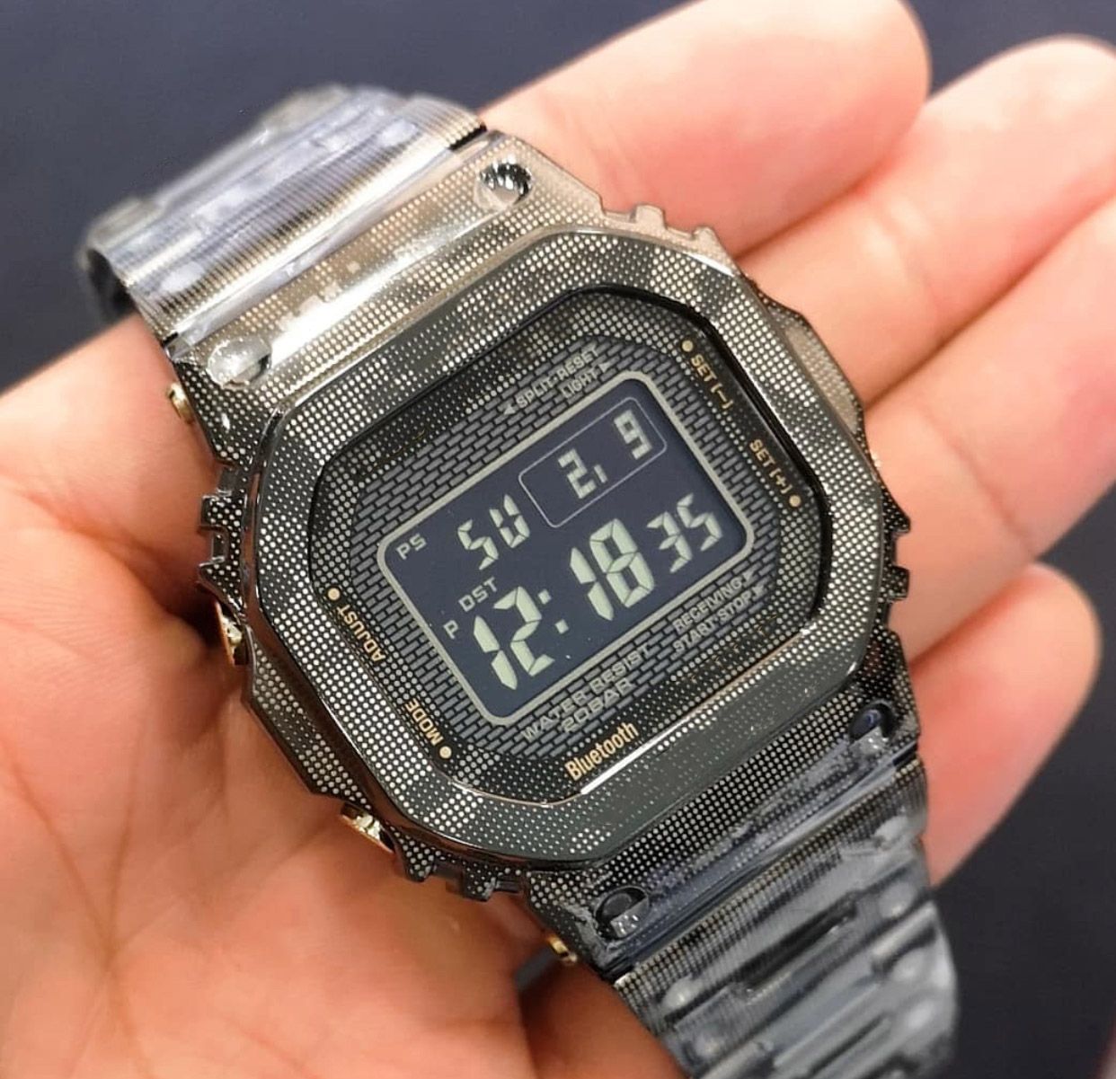 mens watch backlight