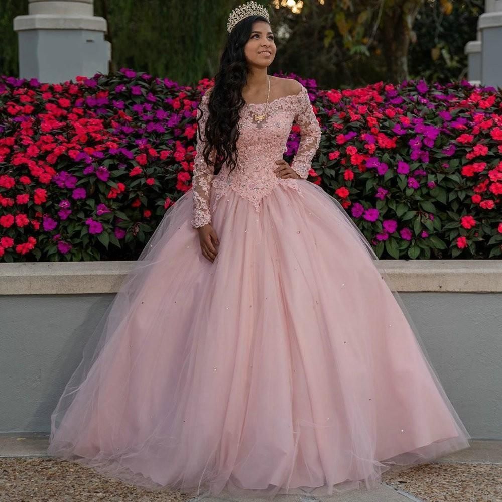 2021 nuevos de la llegada manga larga Vestidos de quinceañera con cuentas rosa del cordón de 2021 nuevos de la llegada manga larga Vestidos de quinceañera con cuentas rosa del cordón de