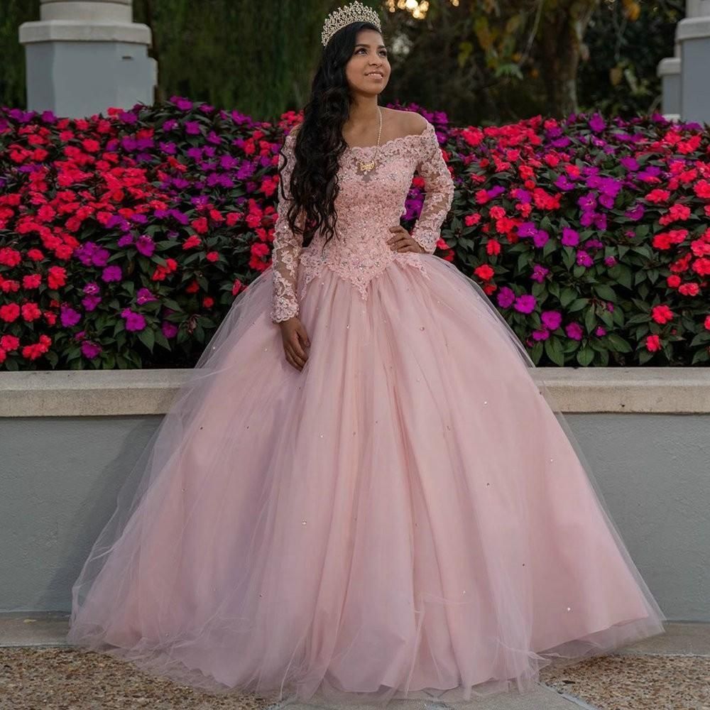 2021 Nuevos De La Llegada Manga Larga Vestidos De Quinceañera Con Cuentas Rosa Del Cordón De Las Ojo De La Cerradura Sin Respaldo Baile De Graduación Desfile De Vestidos Clásicos