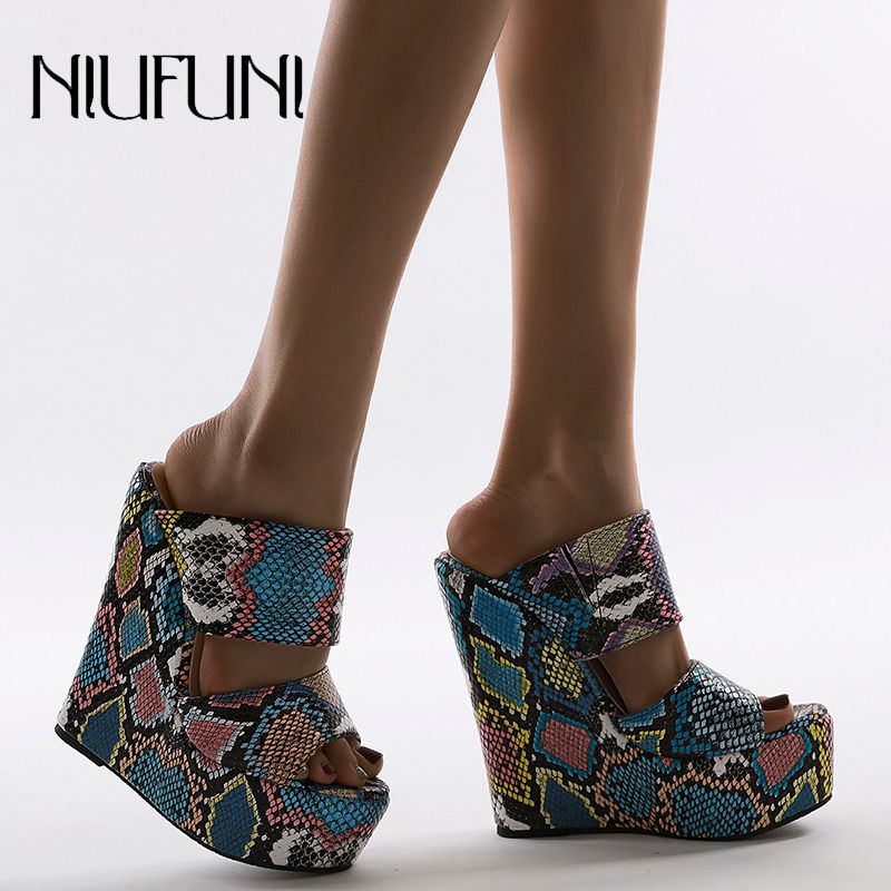 plus size wedge sandals