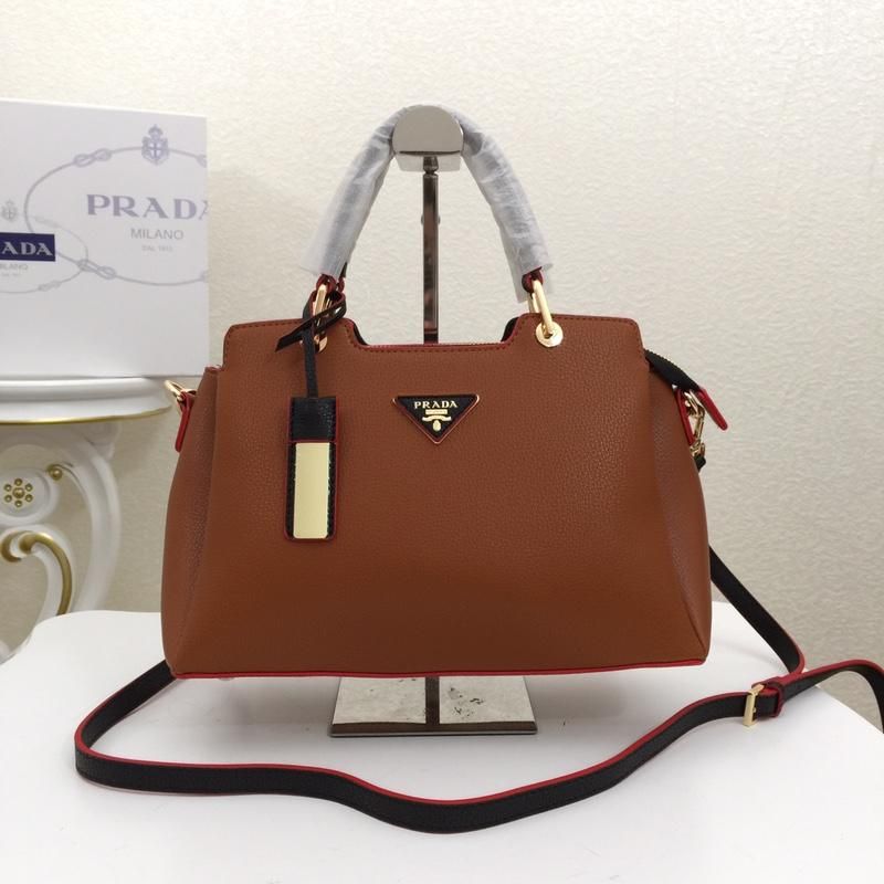 trendy handbags for ladies