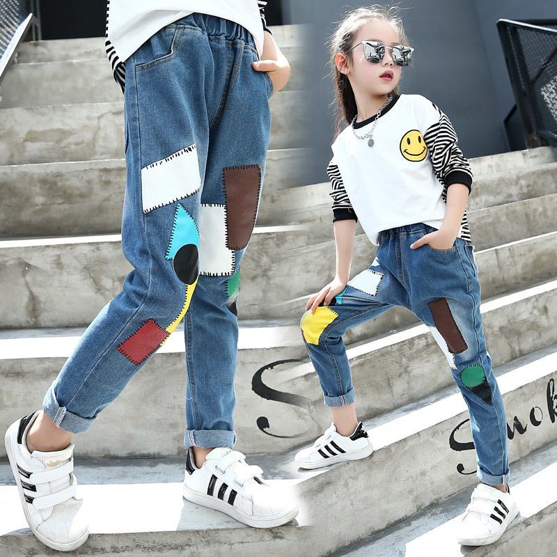 little girl in skinny jeans