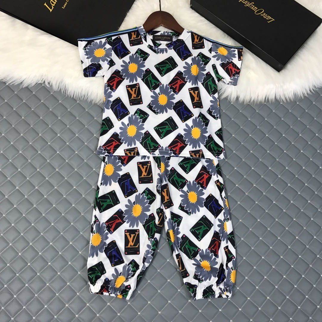 kids clothes designer