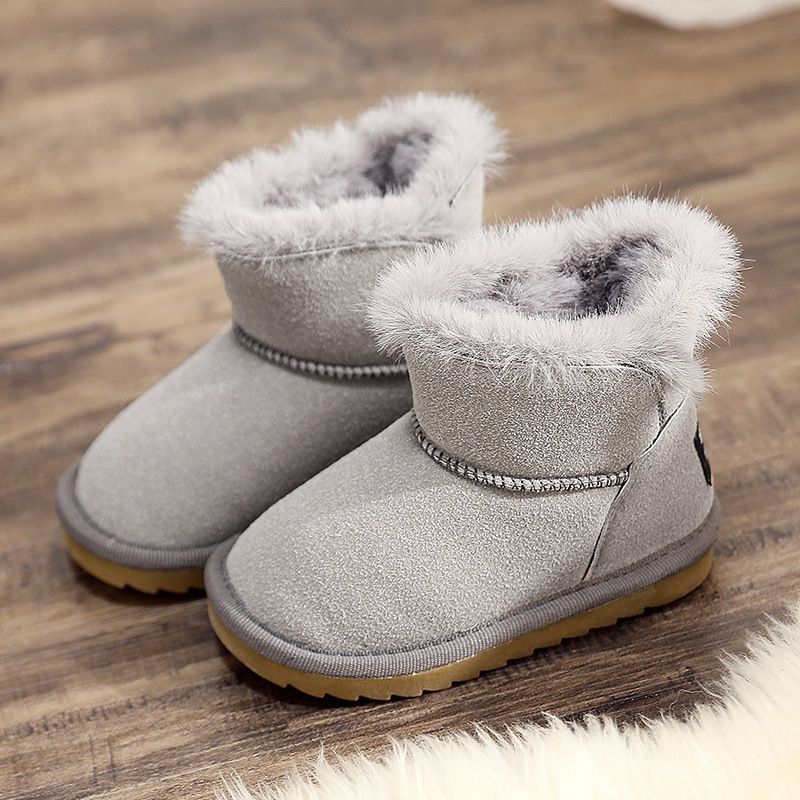 bota de criança de 10 anos