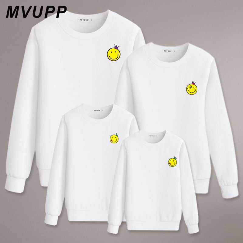 dad and baby same clothes