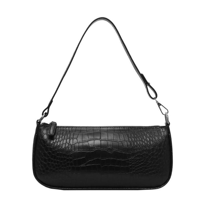 short strap shoulder bag