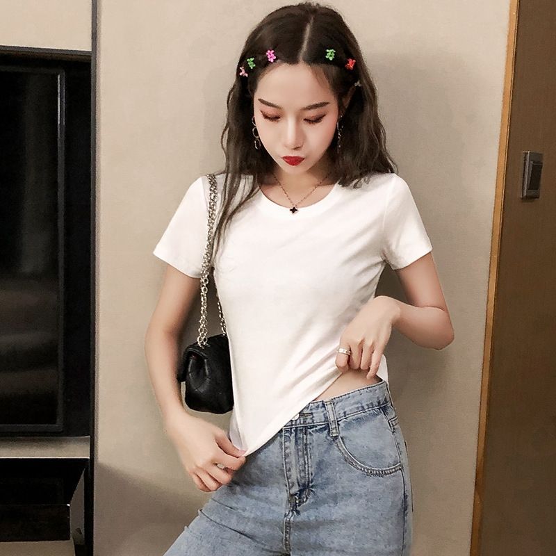 high waisted shorts and t shirt