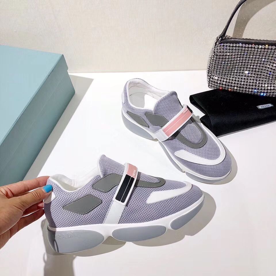 latest rubber shoes for women