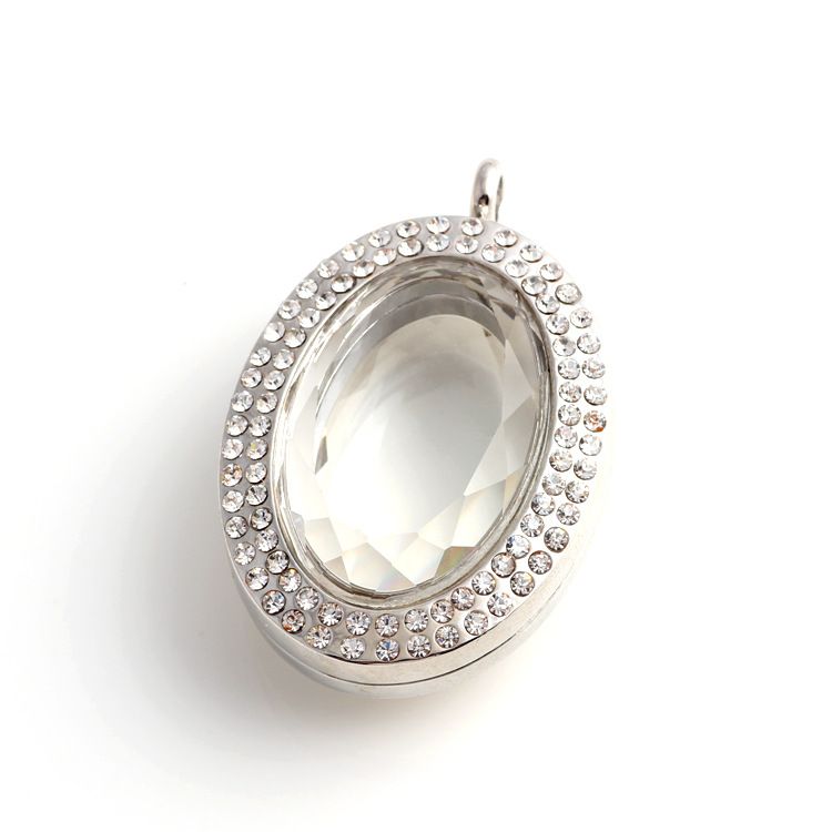 white K pendant