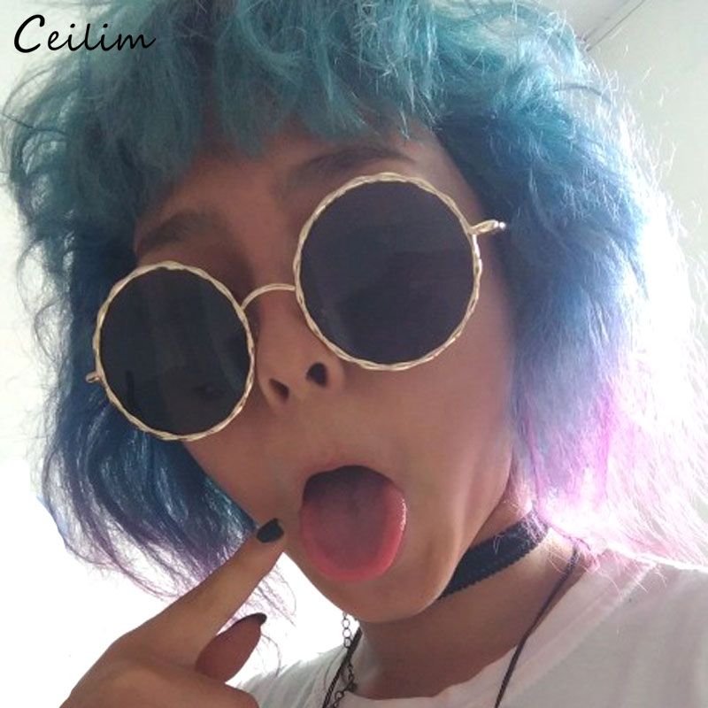 big round sunglasses