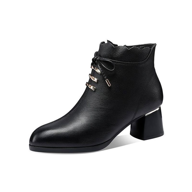 ladies black mid heel shoes