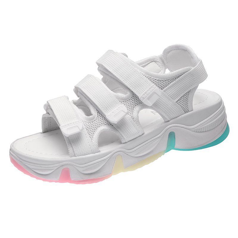 sparx sandals store near me