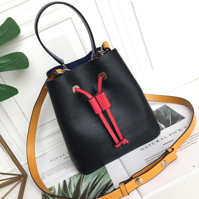 tumi voyageur mauren tote bolsa