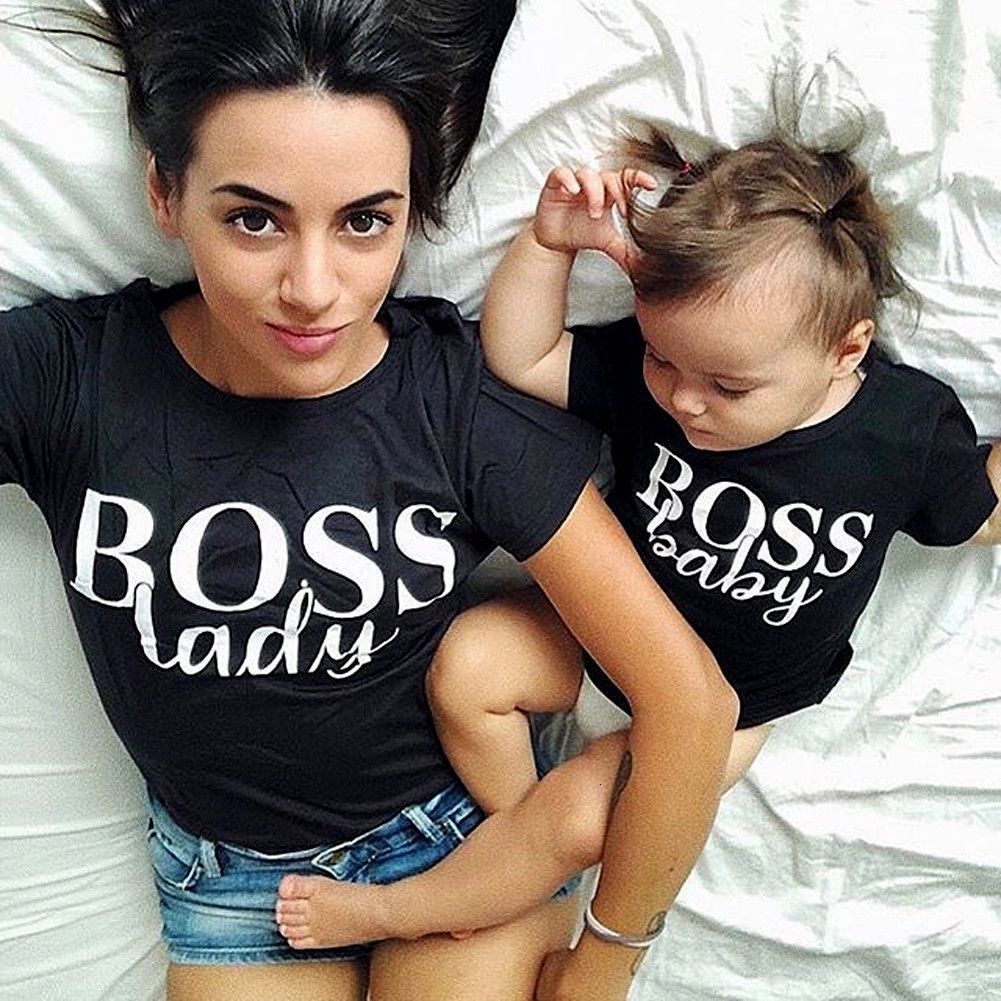 matching clothes mum and daughter