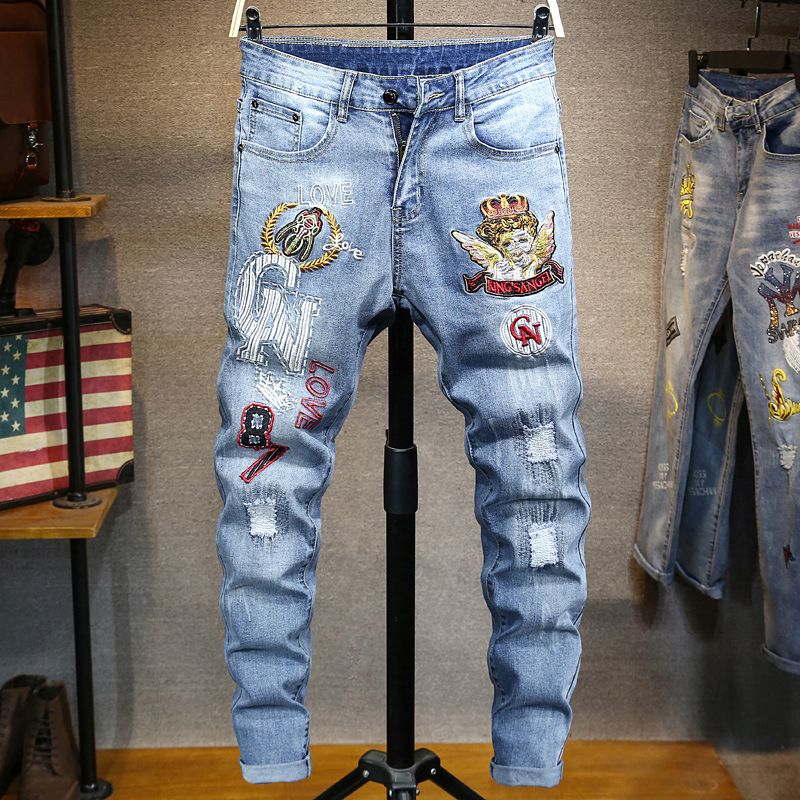 Compra 2020 Nuevos De La Manera Del Bordado De La Letra De Los Pantalones  Vaqueros Rotos Parche Bordado Denim Hombre Vaqueros Pantalones Casual Male  Streetwear Barato | Entrega Rápida Y Calidad | Es.Dhgate