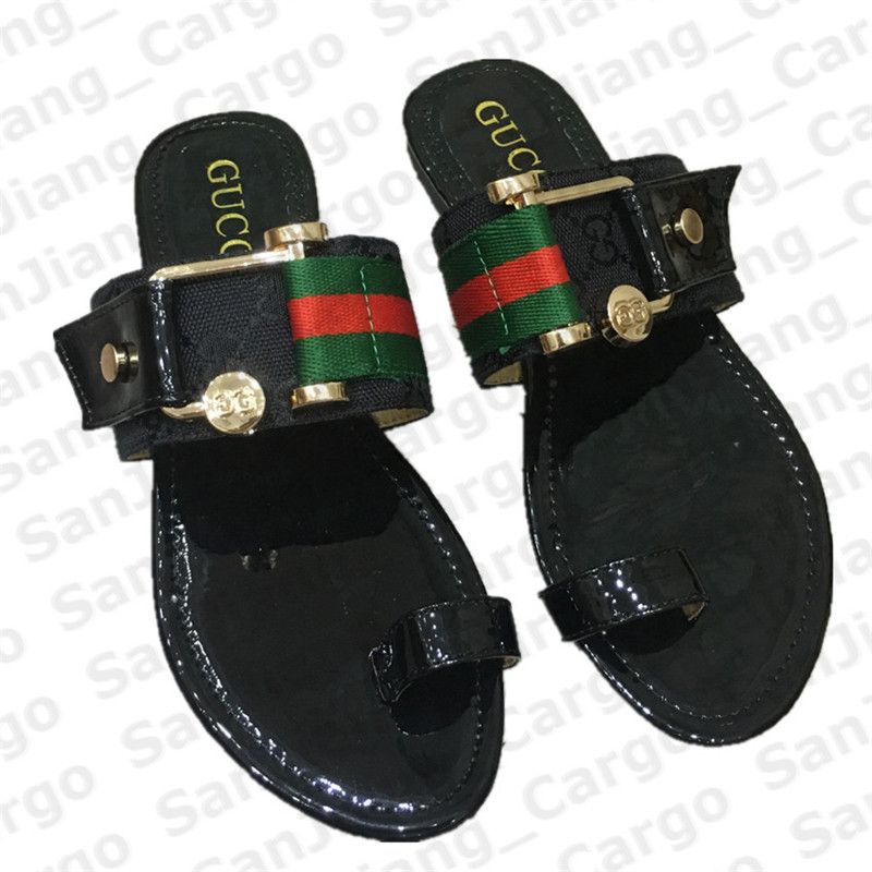 beach please slippers