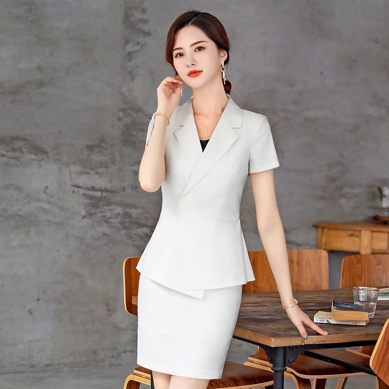 business attire women 2019