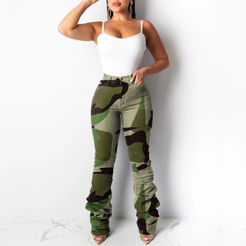 Las Mujeres De Camuflaje Pantalones Vaqueros Con La Cara De Rayas De Los Pantalones  Vaqueros Jeans