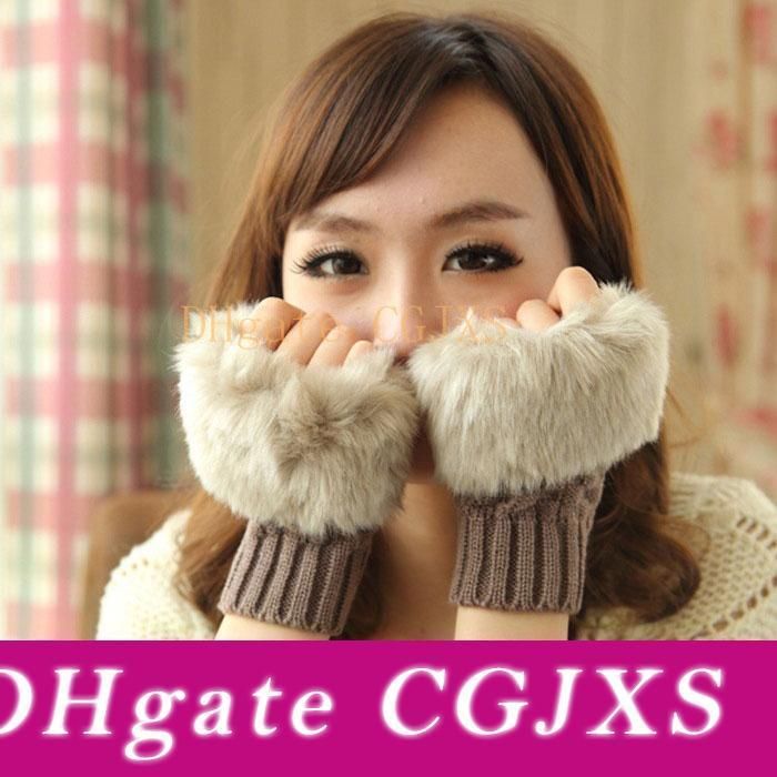 fingerless gloves with fur trim