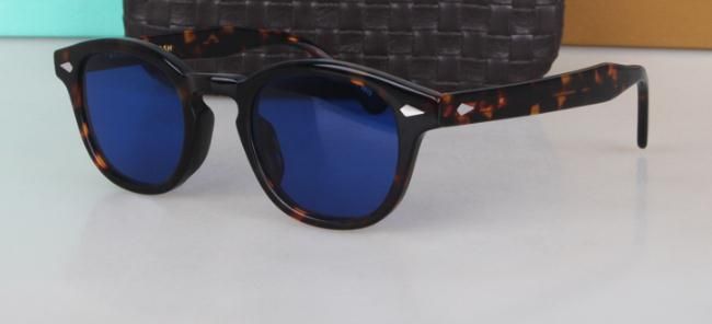 Tortoise Frame Dark Blue Lens