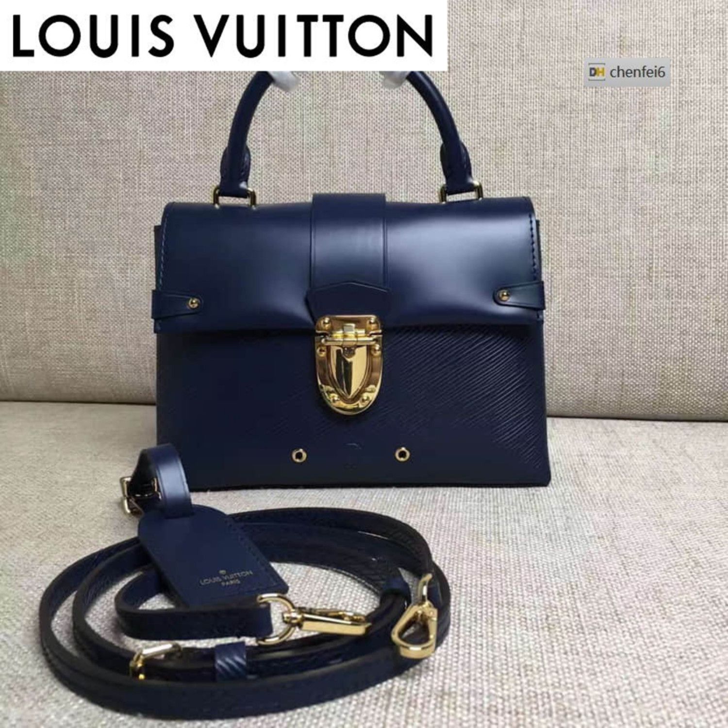 clamshell duffel bag